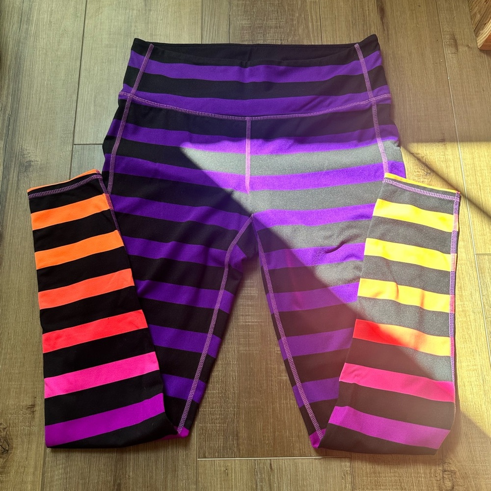 Athleta striped leggings size m
